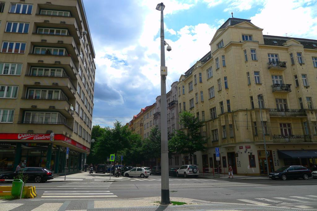Privatunterkunft Cozy Modest For 2 Or 3 Persons Prag